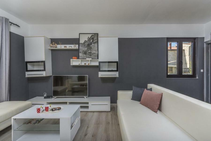 Apartment Zak Novigrad Istria Eksteriør bilde